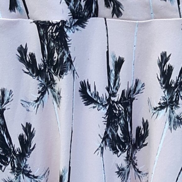 BEAUTIFUL KISMET Palm Tree Print Summer Dress Women's Size Small Pale Pink - Picture 6 of 6